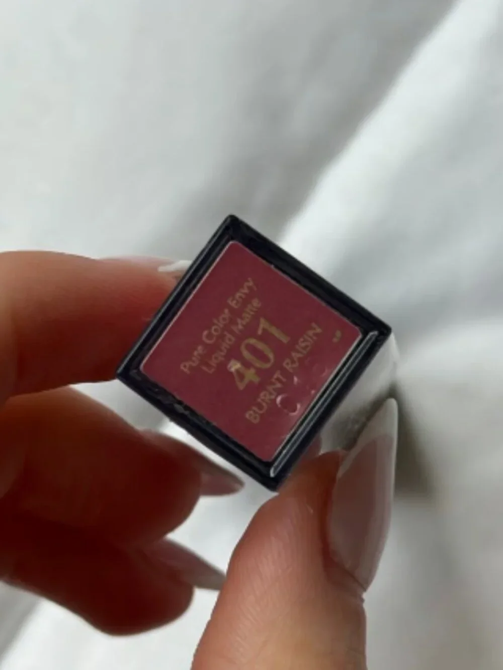 Estee Lauder 401 - Burnt Raisin Pure Color Envy Paint On Liquid Matte Lip Gloss